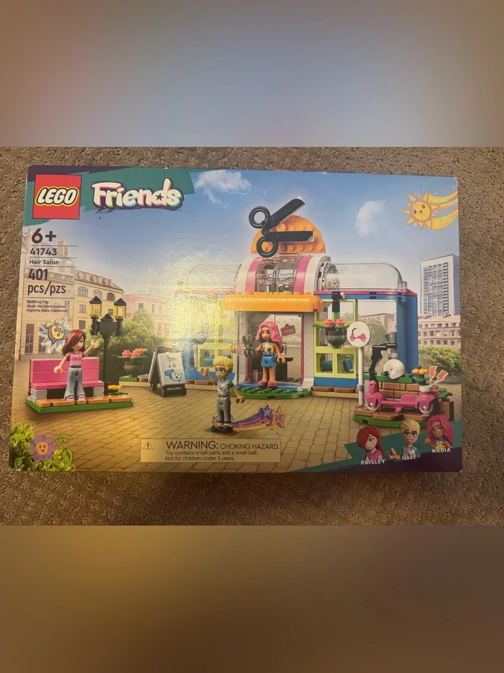 LEGO Friends Hair Salon Playset in Pink, Yellow, Blue and White
